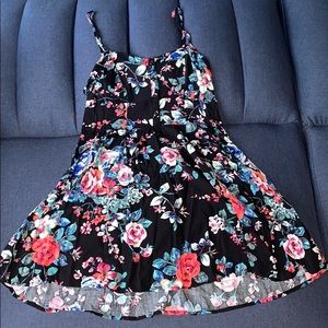 Express Soft Floral Short Sundress ☀️